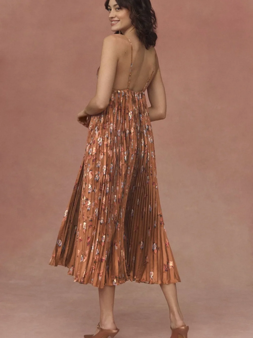 BHLDN Maya Pleated V-Neck Midi Dress - Picture 2 of 16